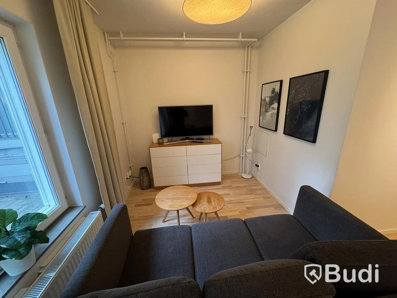 Inventarier till fullt möblerad tvårummare - se alla bilder för komplett innehåll