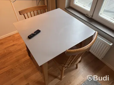 Inventarier till fullt möblerad tvårummare - se alla bilder för komplett innehåll