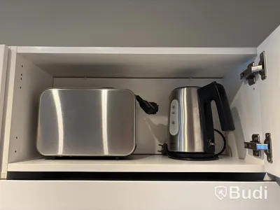 Inventarier till fullt möblerad tvårummare - se alla bilder för komplett innehåll