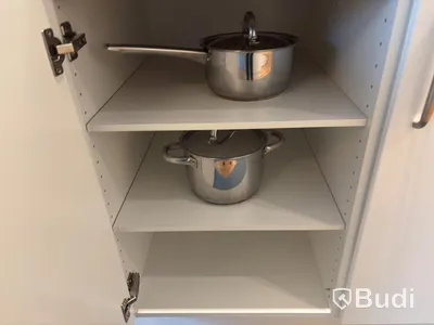 Inventarier till fullt möblerad tvårummare - se alla bilder för komplett innehåll