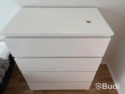 Inventarier till fullt möblerad tvårummare - se alla bilder för komplett innehåll