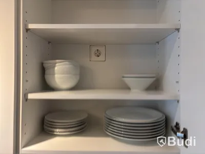 Inventarier till fullt möblerad tvårummare - se alla bilder för komplett innehåll