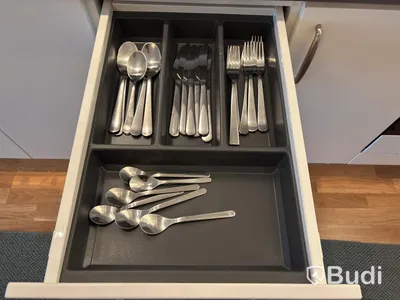 Inventarier till fullt möblerad tvårummare - se alla bilder för komplett innehåll