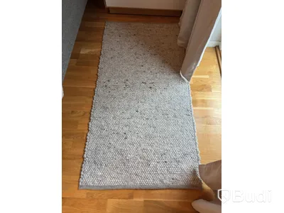 Inventarier till fullt möblerad enrummare - se alla bilder för komplett innehåll