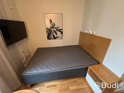 Inventarier till fullt möblerad enrummare - se alla bilder för komplett innehåll