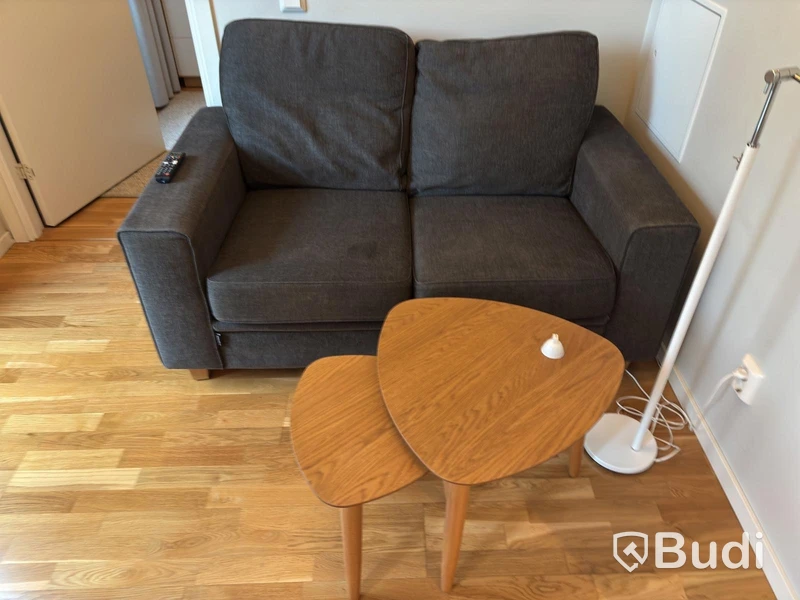 Inventarier till fullt möblerad tvårummare - se alla bilder för komplett innehåll