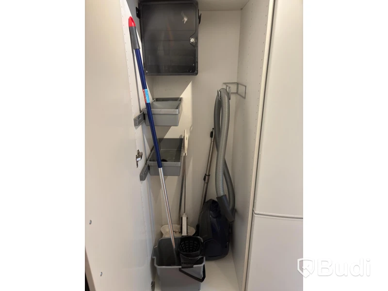 Inventarier till fullt möblerad tvårummare - se alla bilder för komplett innehåll