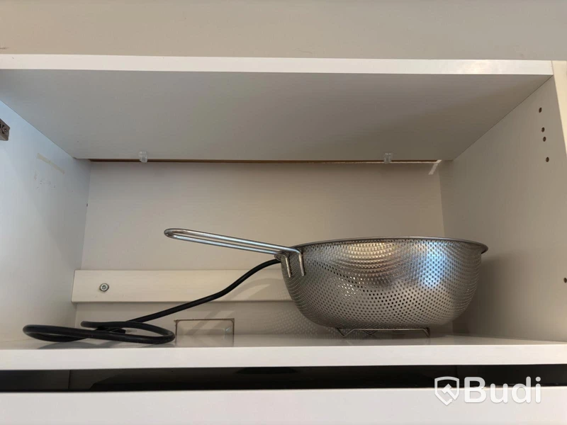 Inventarier till fullt möblerad tvårummare - se alla bilder för komplett innehåll