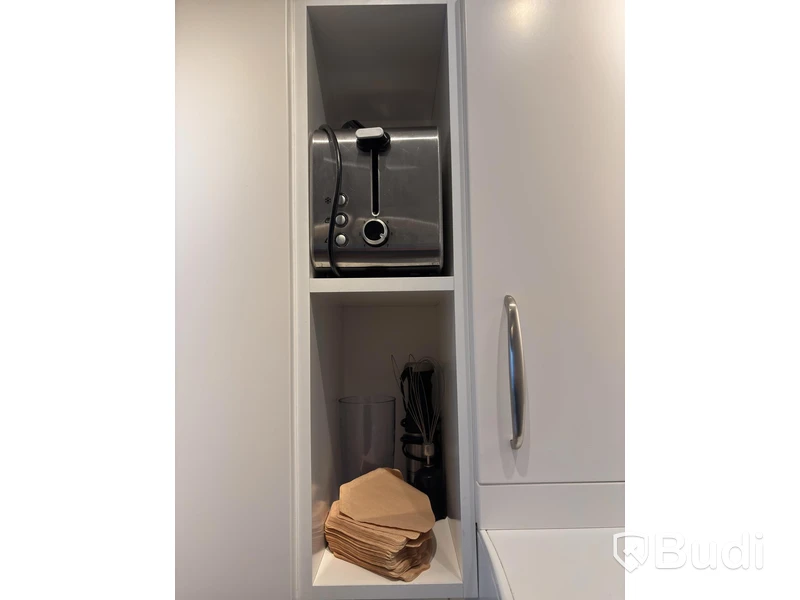 Inventarier till fullt möblerad tvårummare - se alla bilder för komplett innehåll