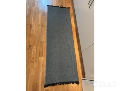Inventarier till fullt möblerad enrummare - se alla bilder för komplett innehåll