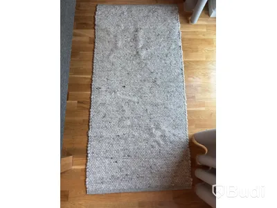Inventarier till fullt möblerad enrummare - se alla bilder för komplett innehåll