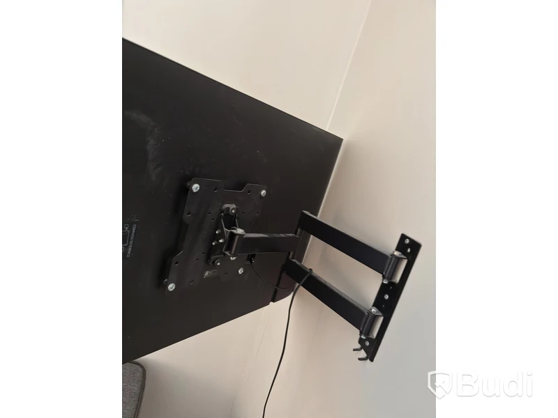 Inventarier till fullt möblerad enrummare - se alla bilder för komplett innehåll
