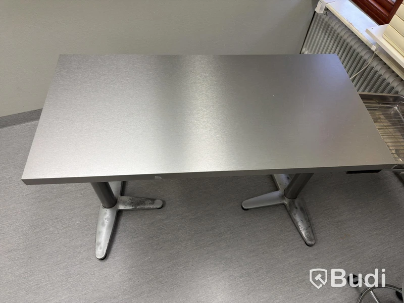 Work table with stainless steel top, 126×62 cm