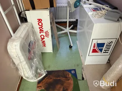 Butikshylla, 13 sektioner, samt diverse butiksinredning