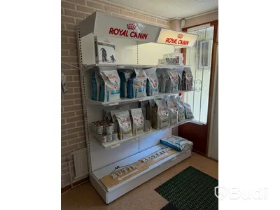 Butikshylla, 13 sektioner, samt diverse butiksinredning