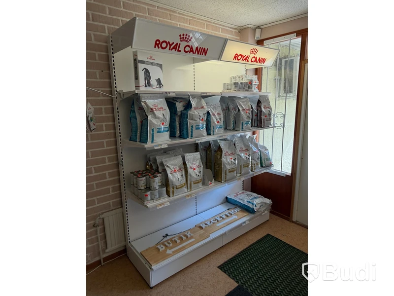 Butikshylla, 13 sektioner, samt diverse butiksinredning
