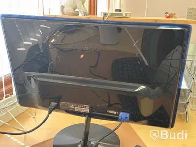 Datorskärm, Philips, samt ZTE router