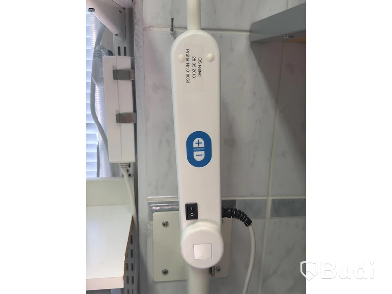 Dr. Mach Mach LED 115 surgical lamp, LED, electrically powered