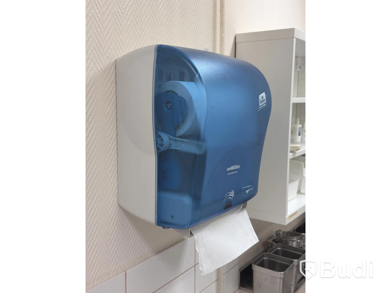 Paper towel dispensers, 6 pcs (3+3)