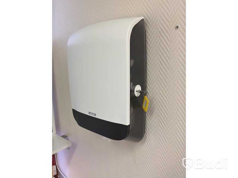 Paper towel dispensers, 6 pcs (3+3)