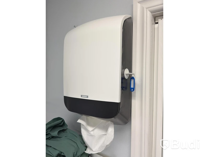 Paper towel dispensers, 6 pcs (3+3)