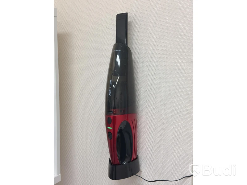 Vacuum cleaners, 3 pcs., incl. Bosch and Electrolux