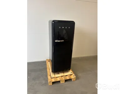 Kylskåp Smeg Svart 50's style med frysfack FAB28RBL5