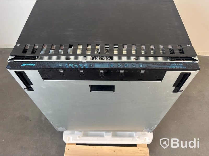 Diskmaskin Smeg 60 cm Svart STL232CL