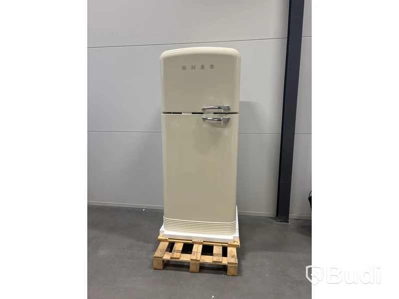 Kyl/Frys Smeg Kombinerad Fristående Creme Vänsterhängd 50's Style FAB50LCR5