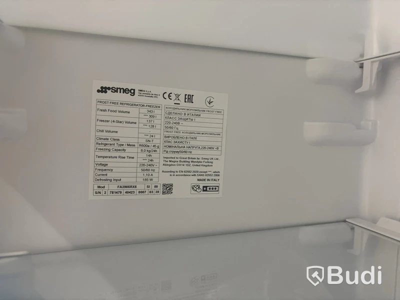 Kyl/Frys Smeg Kombinerad Rostfritt stål Classic Fristående Högerhängd FA3905RX5