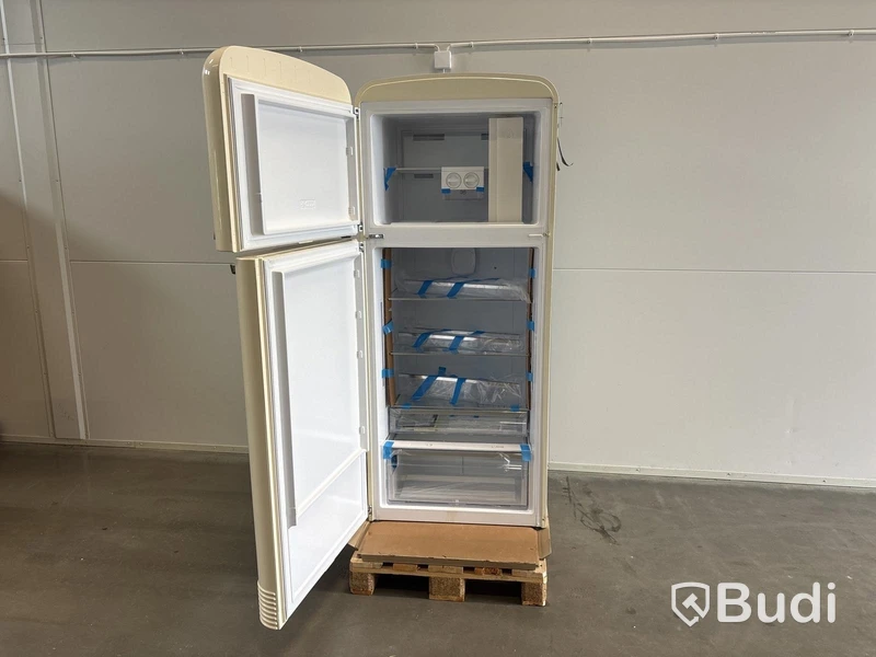 Smeg Fridge/Freezer, Cream, 50's Style Retro FAB50LCR5
