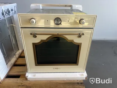 Termoventilerad ugn Smeg 60 cm, Creme, Cortina SFP750POPZ