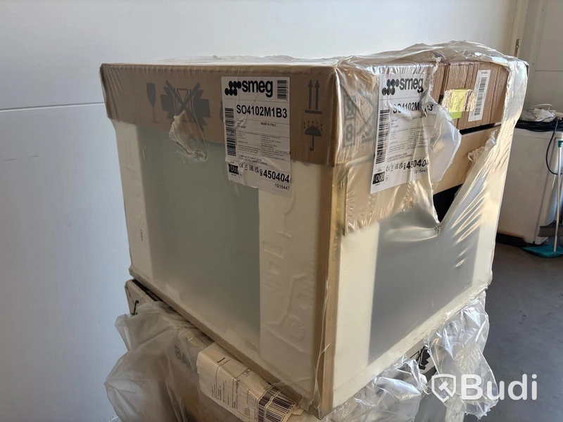 Kombinationsmikrovågsugn Smeg Kompaktugn 45 cm, Svart, Linea SO4102M1B3