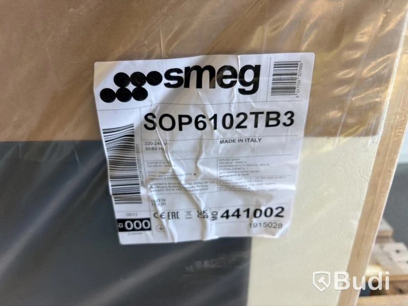 Termoventilerad ugn Smeg Svart, Linea SOP6102TB3
