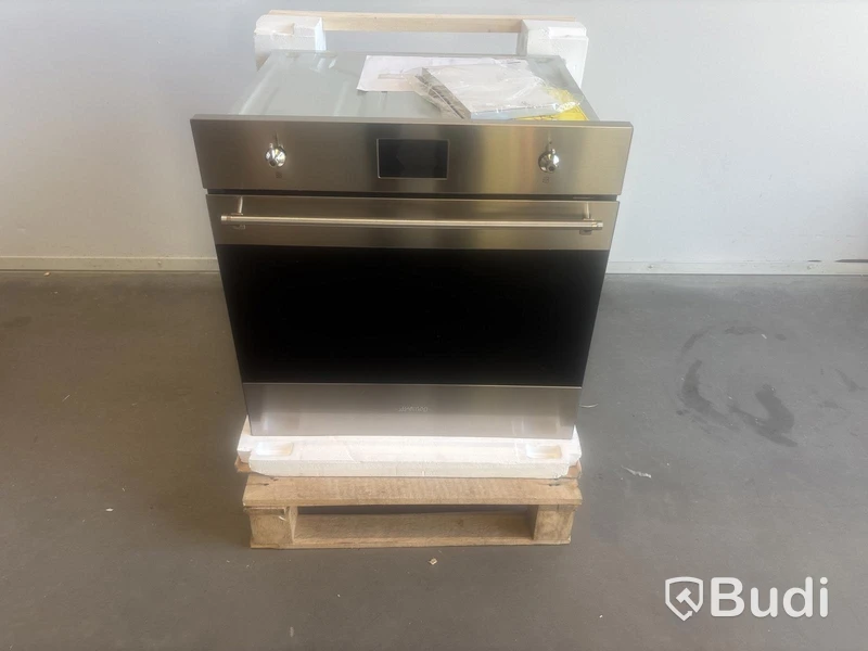 Termoventilerad ugn Smeg 60 cm, Rostfritt stål, Classic SFP6301TVX