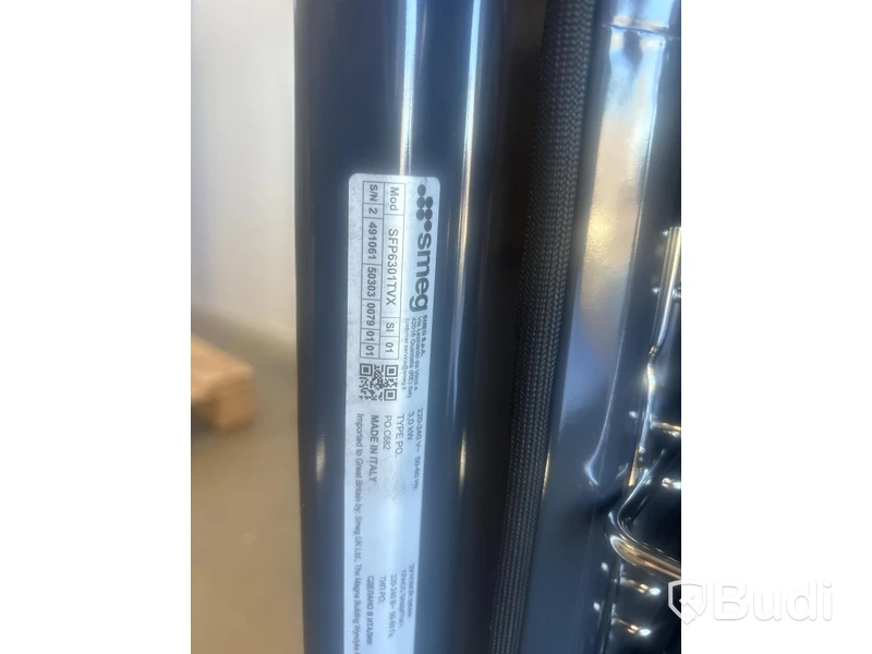 Termoventilerad ugn Smeg 60 cm, Rostfritt stål, Classic SFP6301TVX