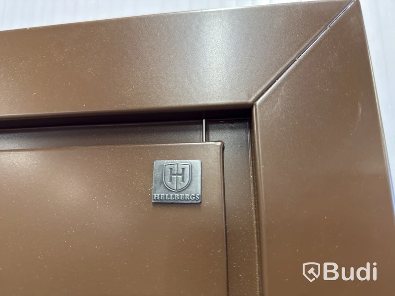 (NEW) Steel door
