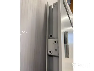 (NEW) Metal door