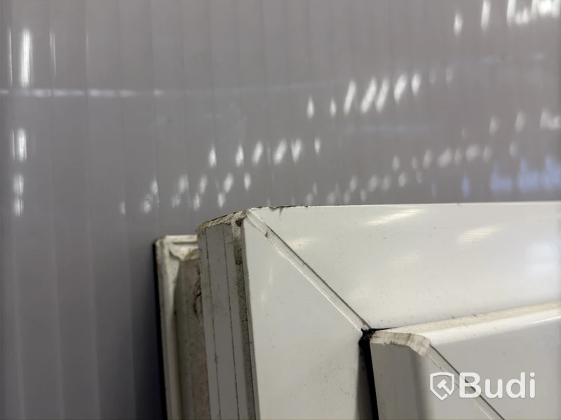 Aluminium window