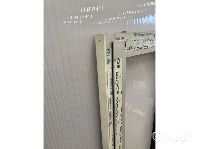 Aluminium window