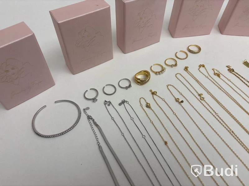 Parti med Smycken Design Pearls of Freya