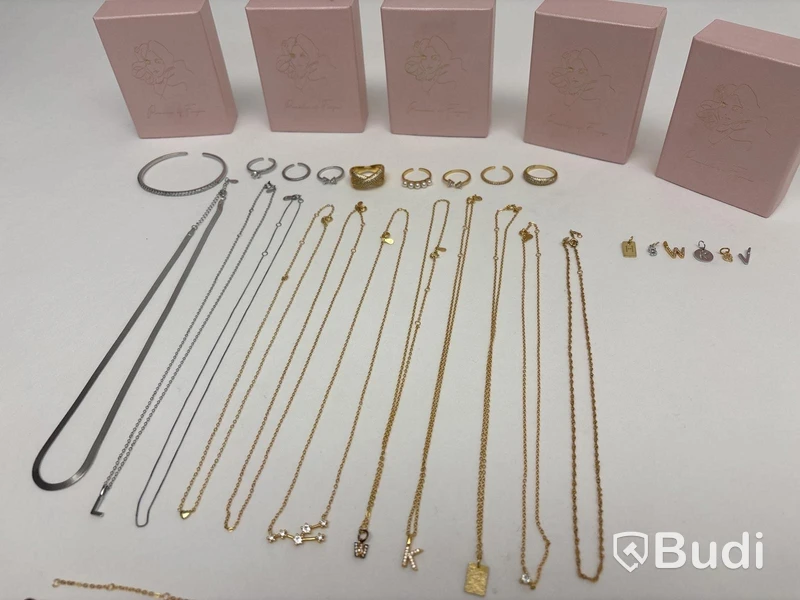 Parti med Smycken Design Pearls of Freya