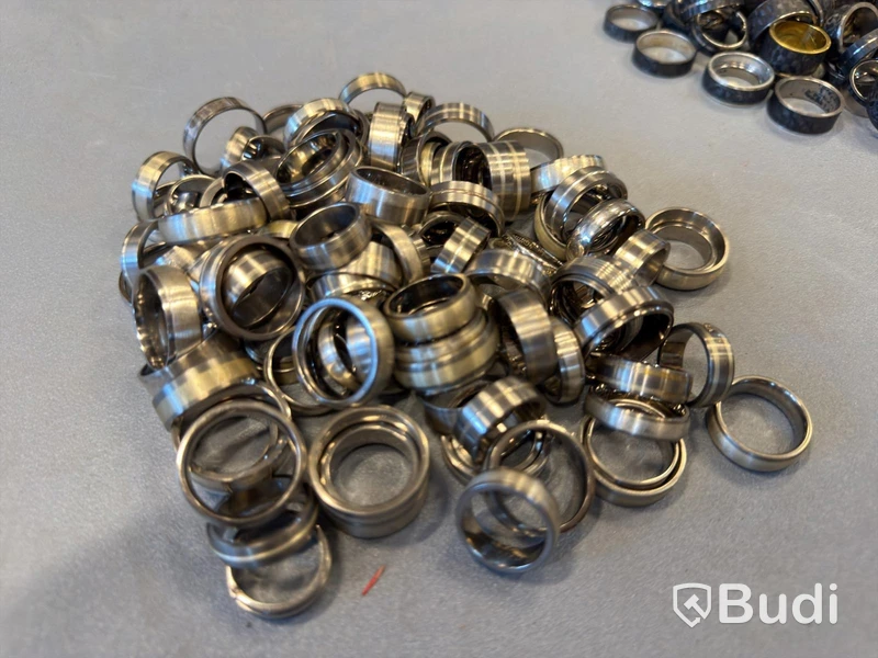 Lot of rings – large quantity, assorted styles and designs