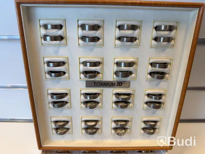 Lot of sample/display rings – 7 display trays