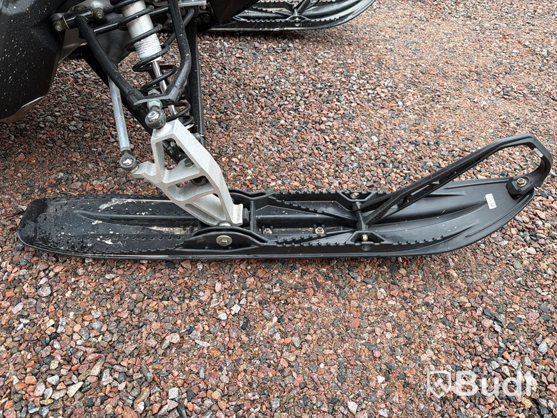 Snöskoter Polaris 650 Voyageur Matrix 146 -2022 | 800 km