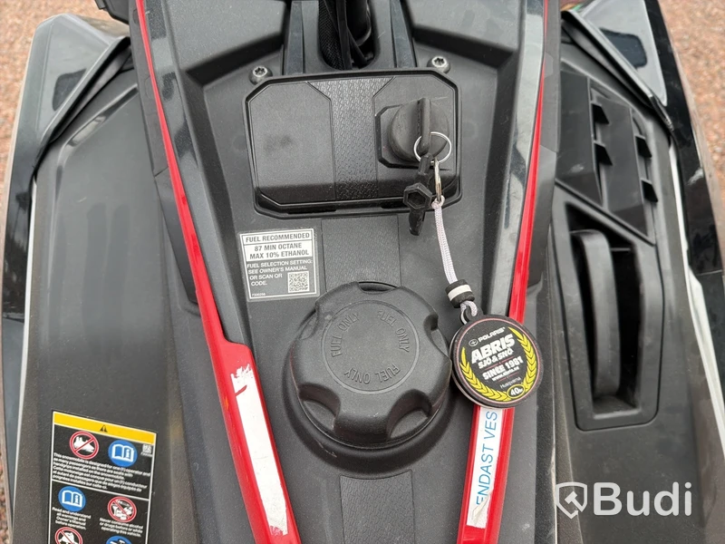 Snöskoter Polaris 650 Voyageur Matrix 146 -2022 | 800 km