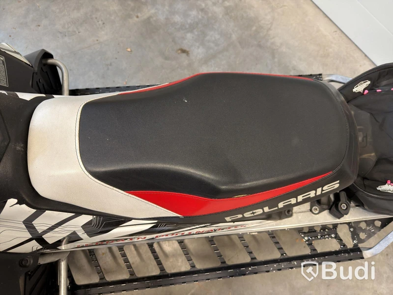 Snowmobile Polaris 800 PRO RMK 155" – 2015