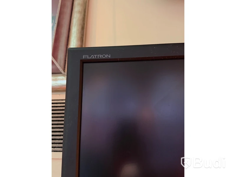 6st skärmar, LG Flatron, ca 41"