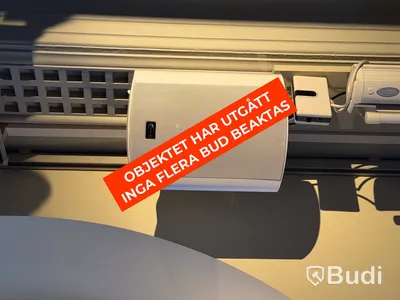 Projektionsskärm Euroscreen samt 2 st högtalare Sirius