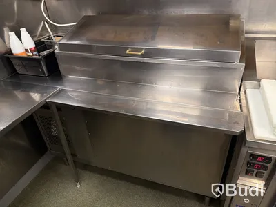 Rostfri bänk med frystillsats och diskbänk